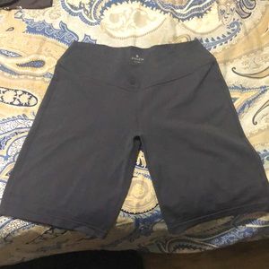 Athletics - Burmuda active shorts - Size Large